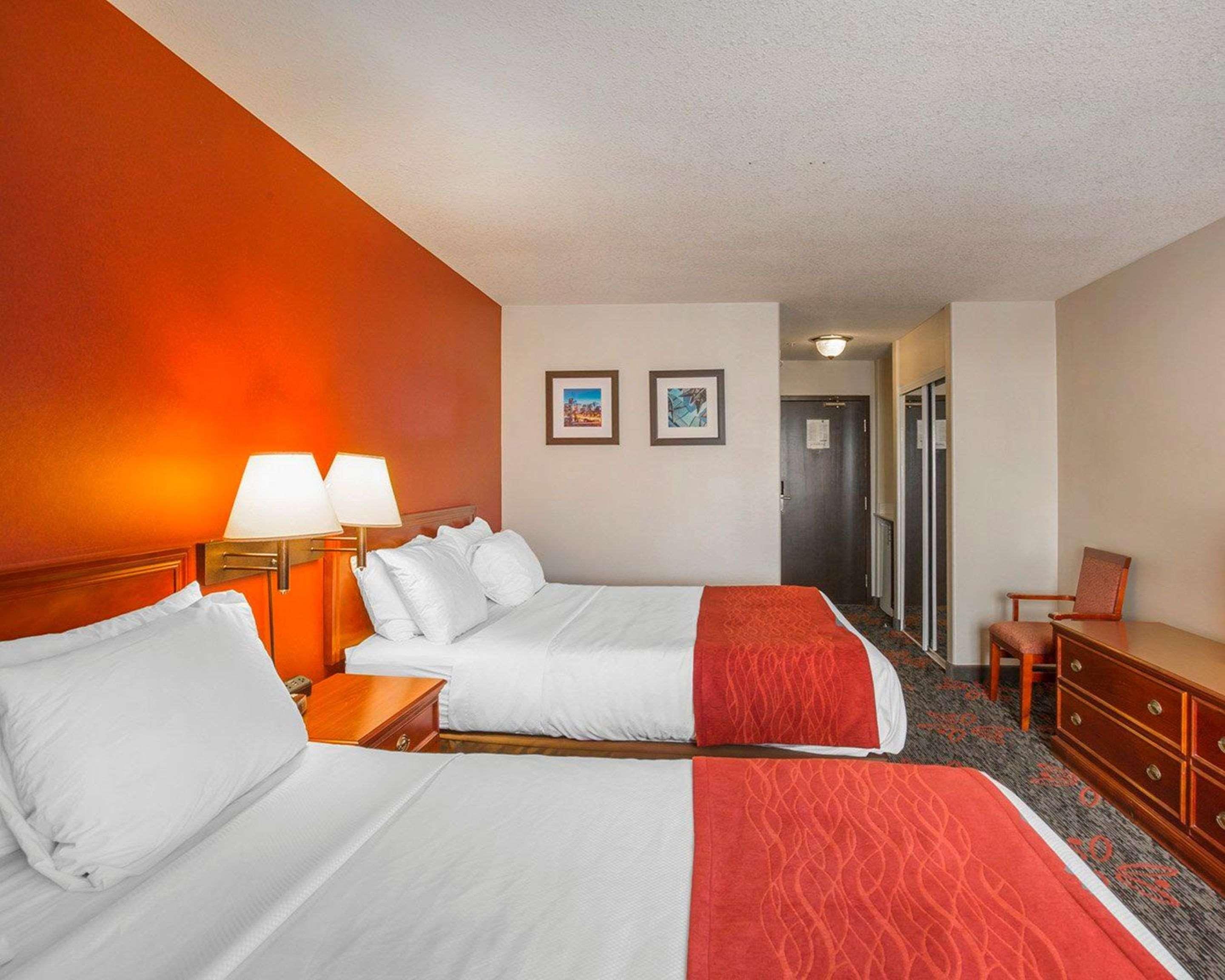 Comfort Inn&Suites University YYC Eksteriør bilde