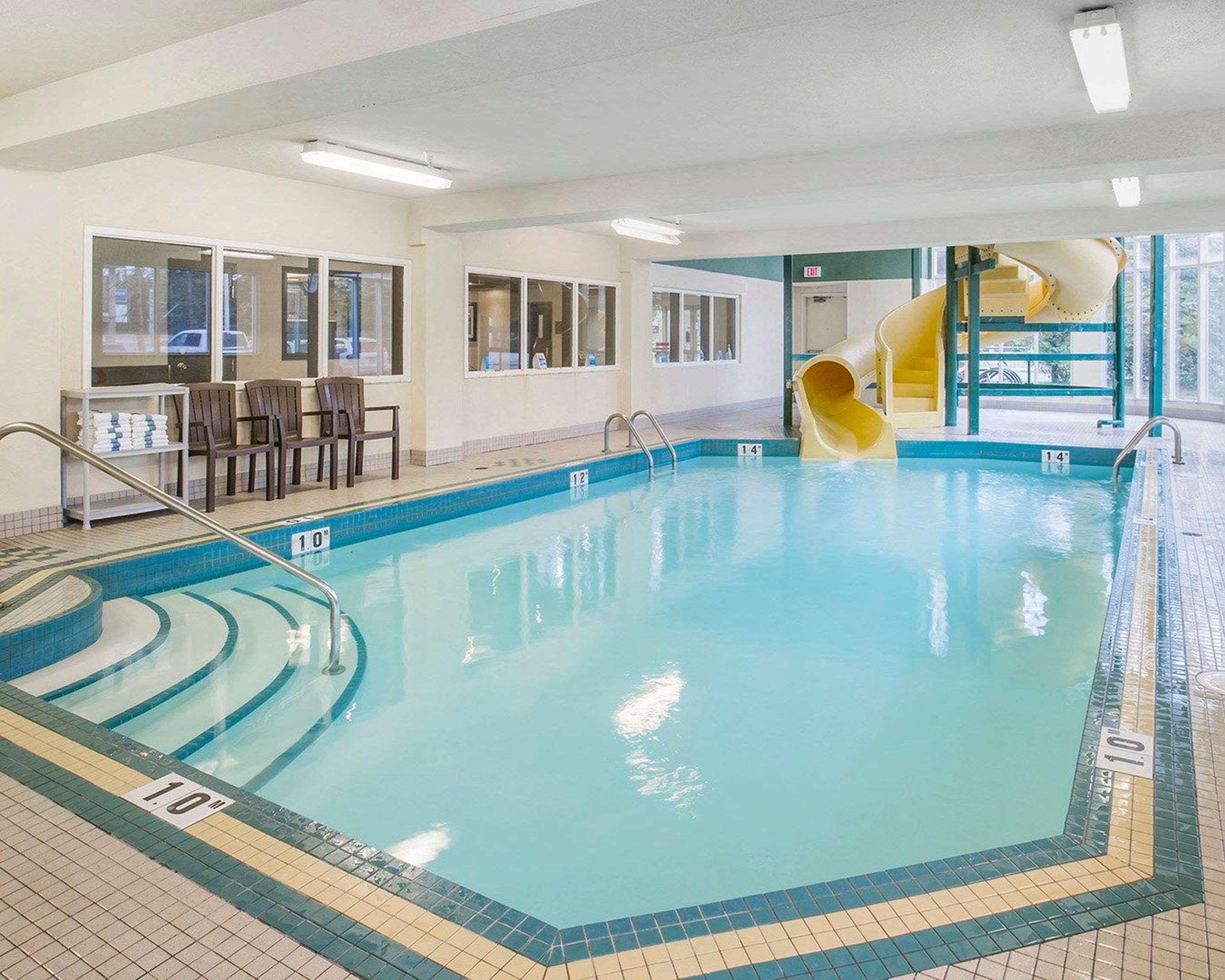 Comfort Inn&Suites University YYC Eksteriør bilde